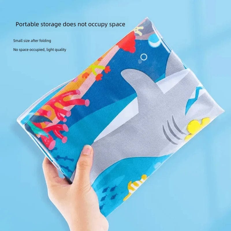 Fun and cooling summer water bed for cats and kittens