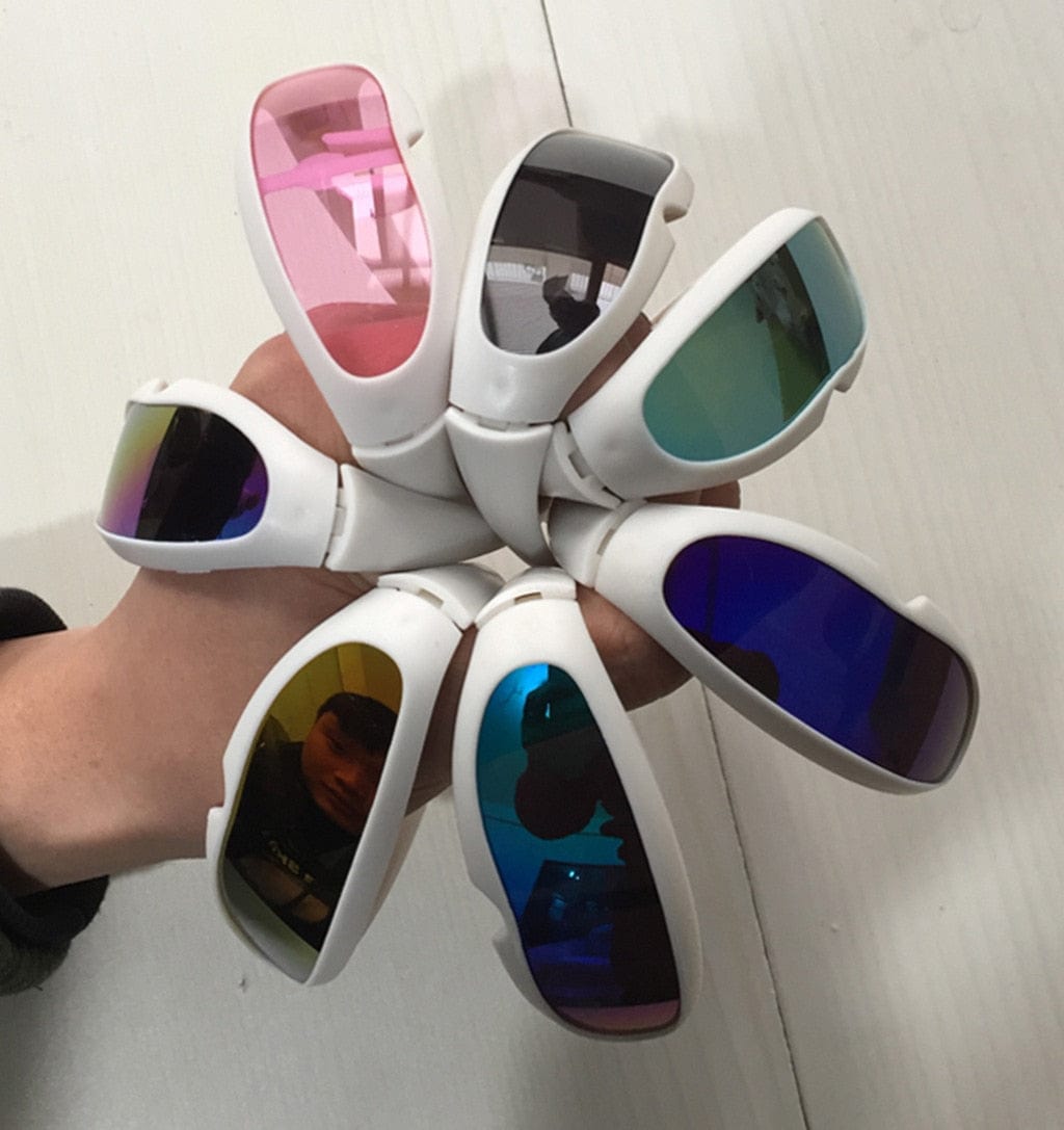 Stylish cat eyewear inspired by goggles