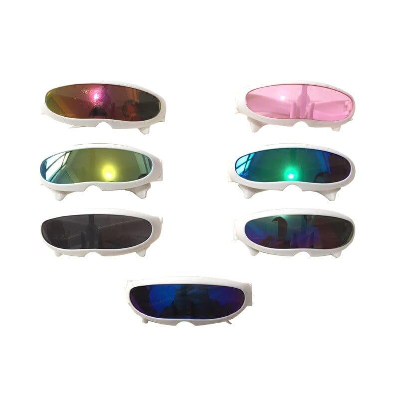 Summer shades with a cat goggle touch