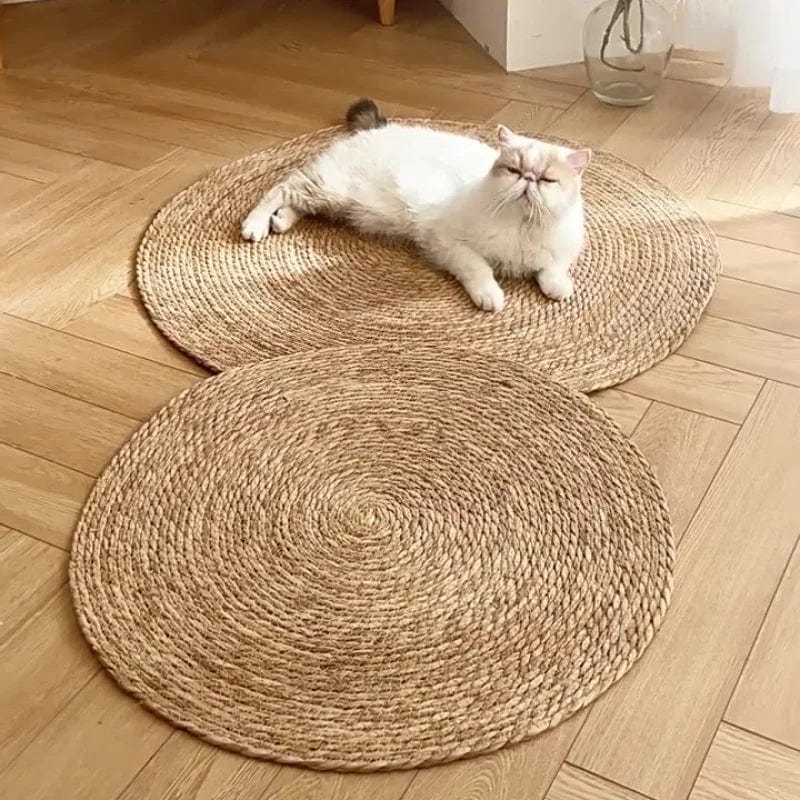strong cattail scratcher mat for small cats