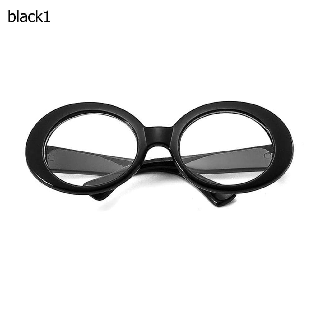 Vintage-inspired cat glasses