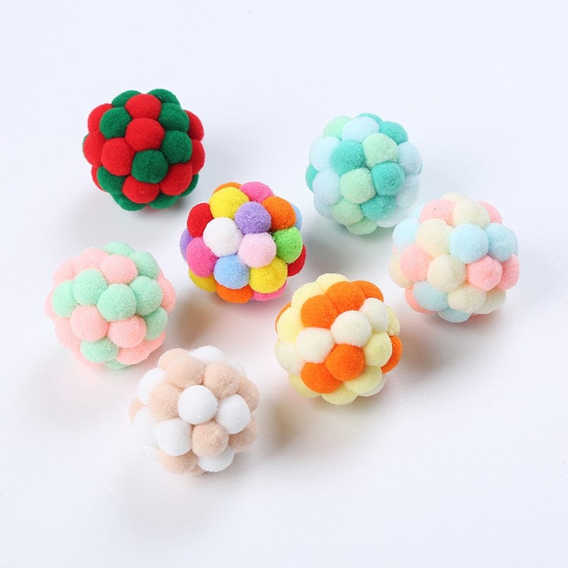 Cat balls that produce a ringing sound during play toy mouse for cats