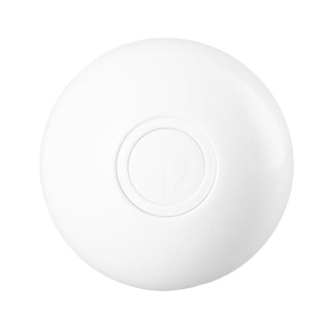 Motion-activated rotating cat ball for indoor play