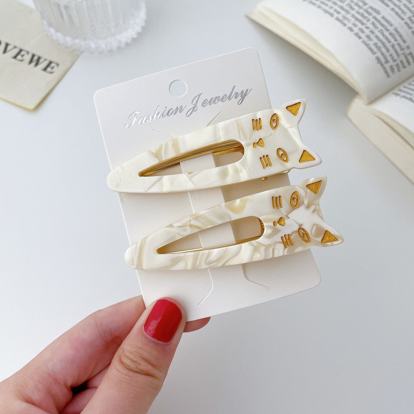 Cute cat hair clips for fashionistas beautiful cat hair clips