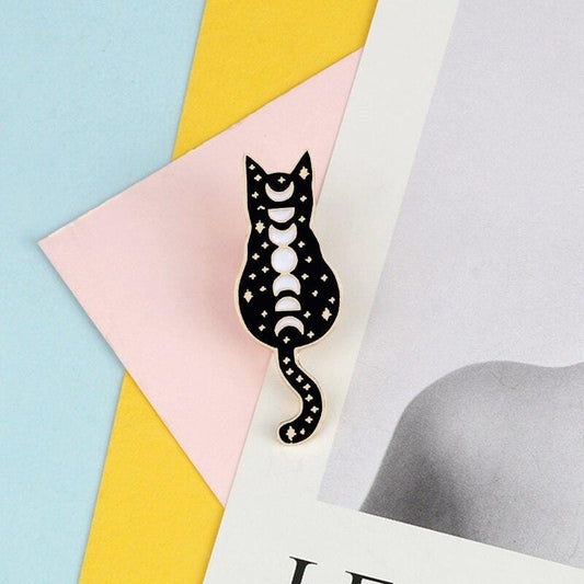 Stylish black cat enamel brooch for cat lovers Black Witch Cats Enamel Pin Custom Moon Phase Cartoon Wizard Cat Brooch Bag Jackets Shirt Lapel Pins Badge Jewelry Gift for Kids