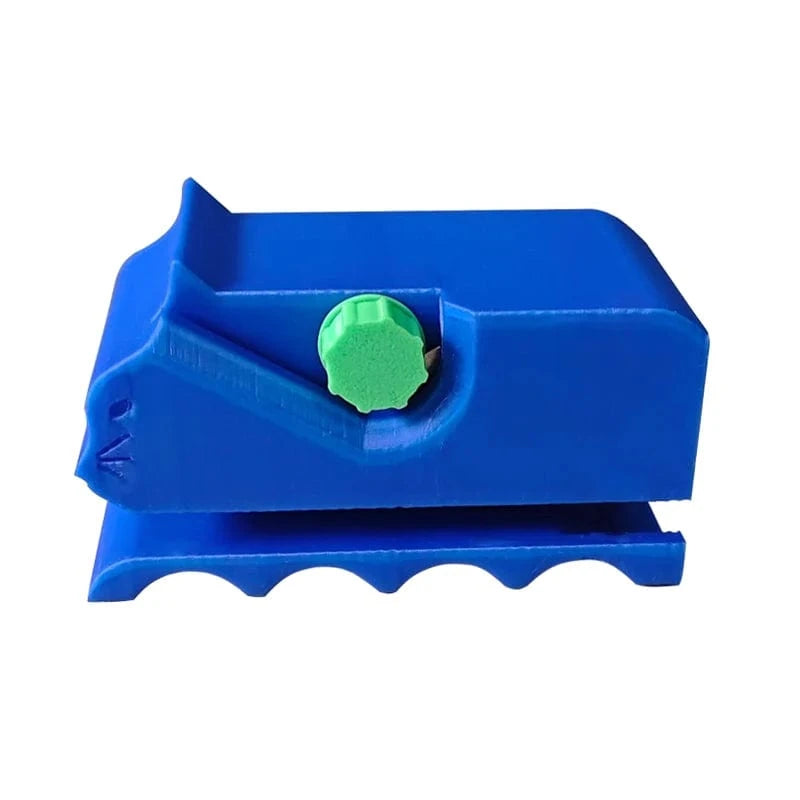 Affordable tool for cutting cardboard cat scratchers