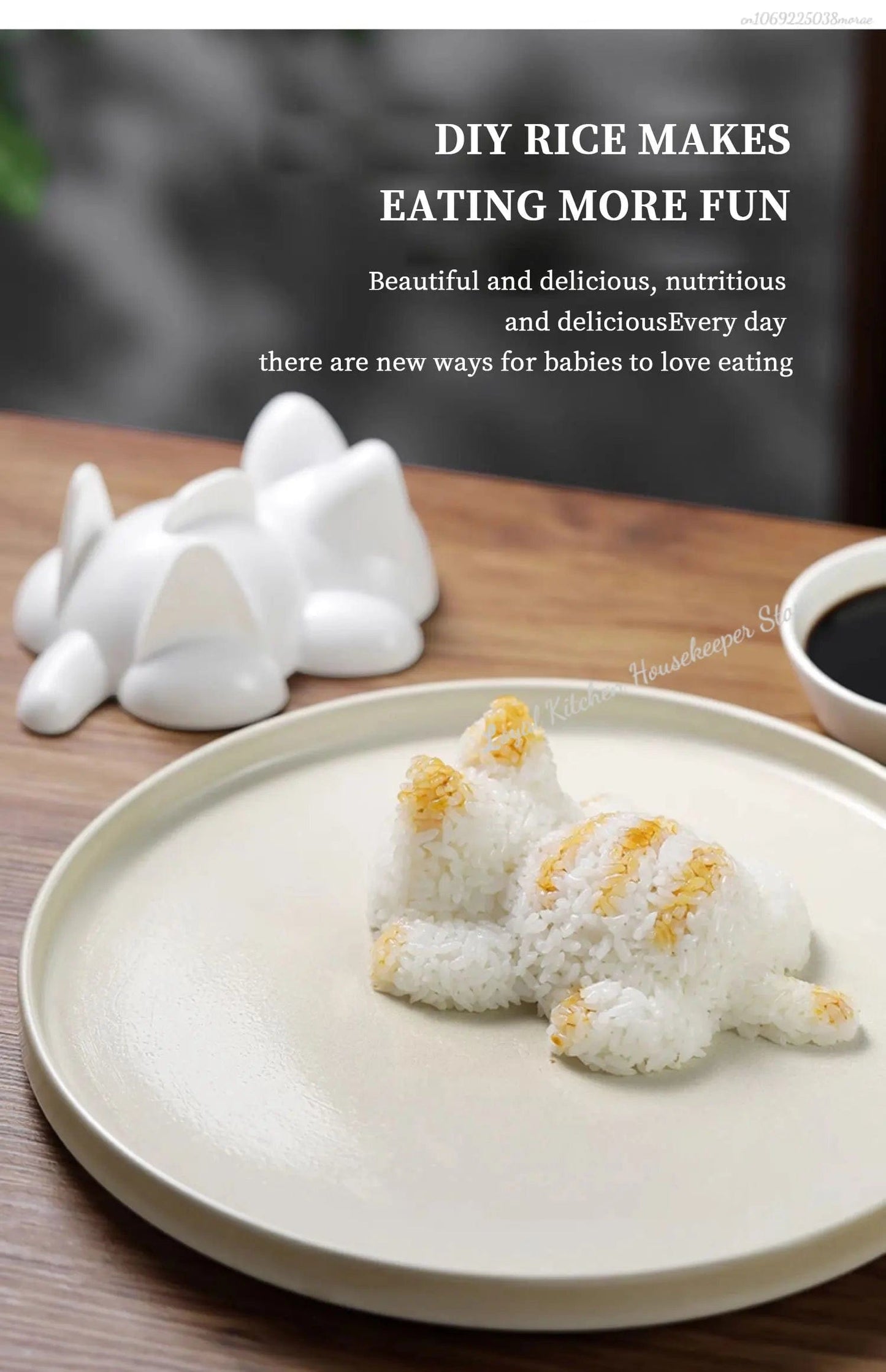 Cat-Shaped Food Mold in Use – Bento Meal Idea