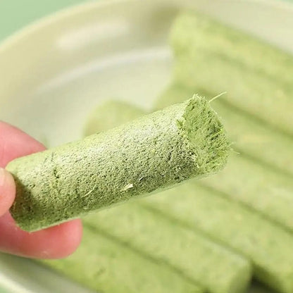 Cat grass chew sticks to satisfy natural chewing instincts