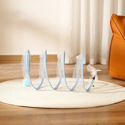Cat tunnel for exciting playtime