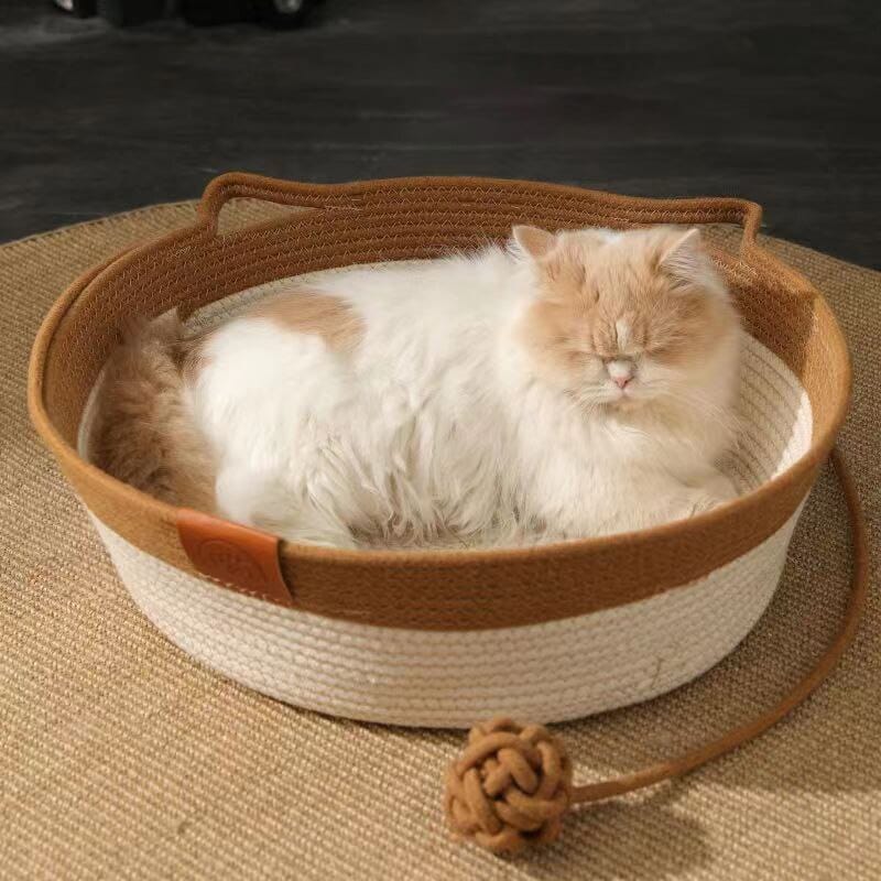 Hand-crafted cooling bed for cats