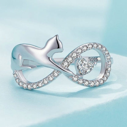 Cat lover's sterling silver infinite ring