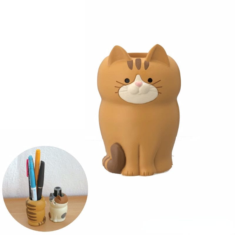 Desk organizer with cat ornament holders
