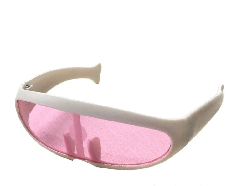 Cat summer sunglasses with a cool twist