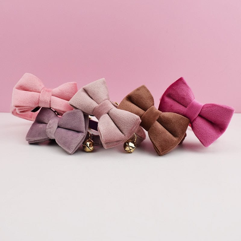 Customized cat collar with soft velvet and bow
