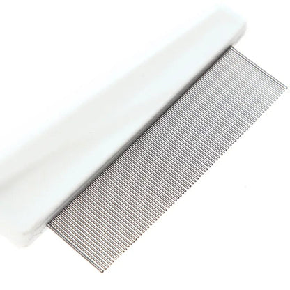 fine-toothed flea comb for removing fleas and flea dirt on cats

