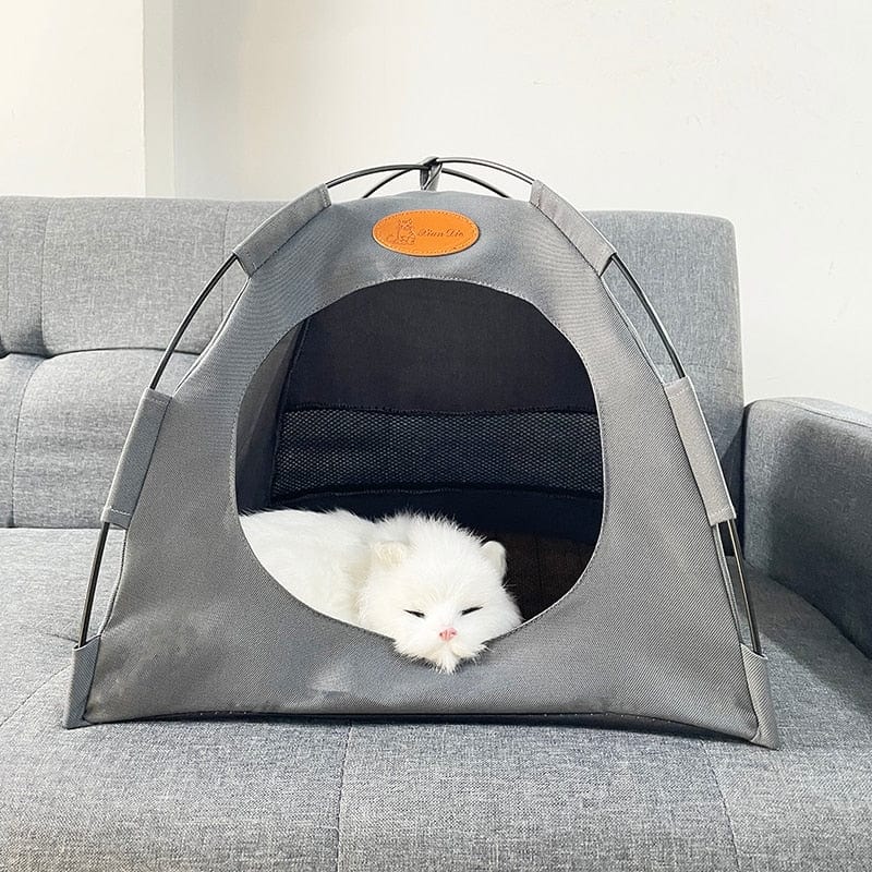 Canvas cat tent that's waterproof and ideal for felines