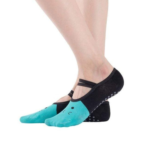 12 Pairs Non Slip Yoga Socks with Grips Women Nigeria