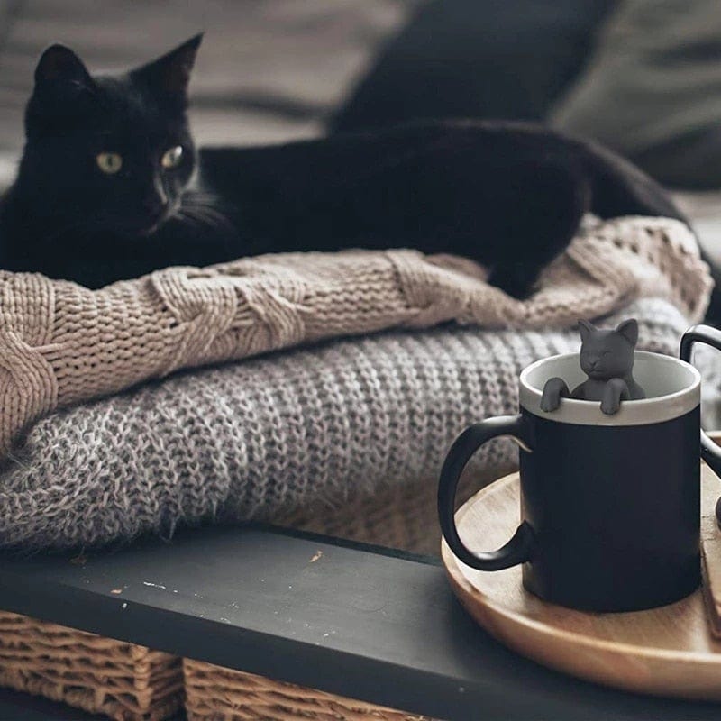 Creative cat tea infuser designed for multiple uses