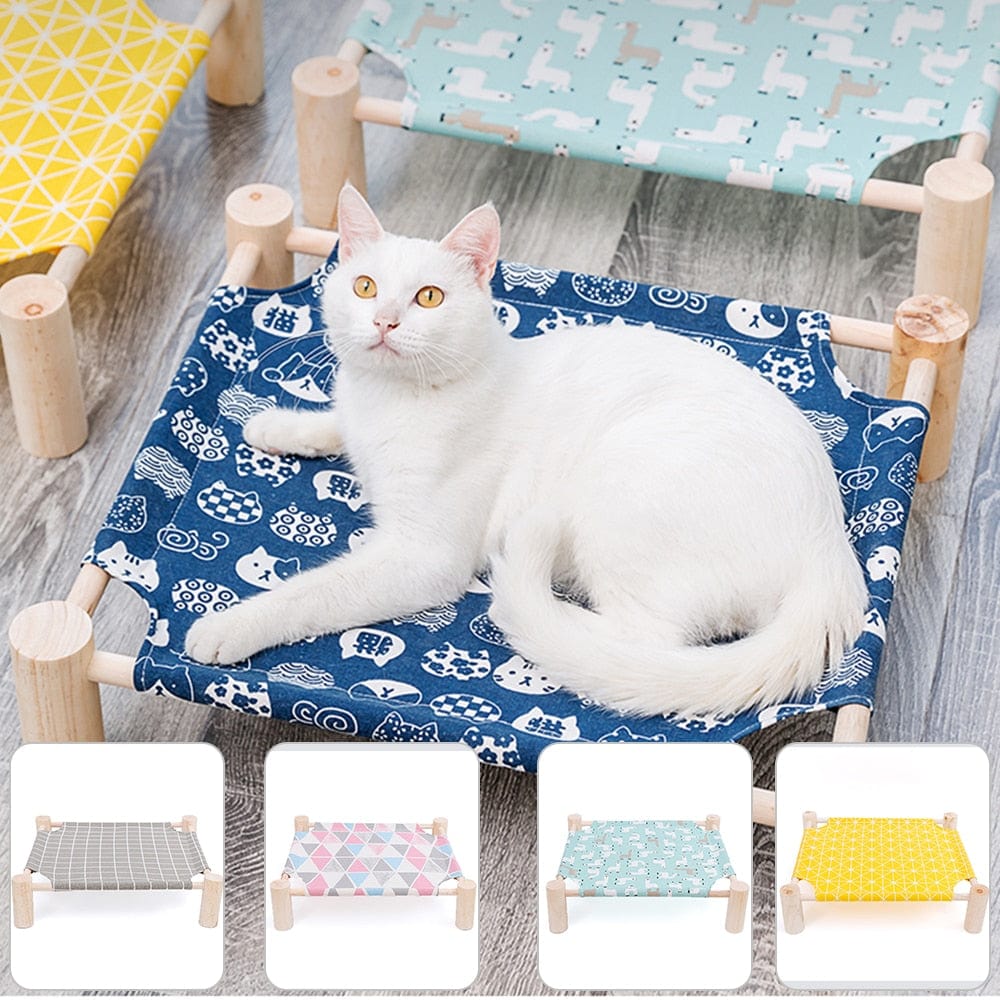 Durable cat bed with removable washable frame