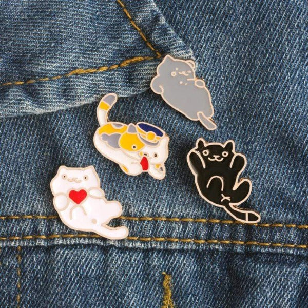 Enamel Pin Cute Mini Cat Metal Brooch Cartoon Funny Animal Brooch Badge